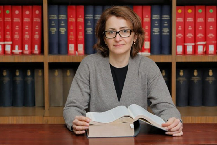 Dr. Diana Dragancea